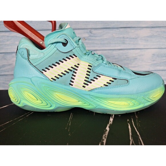 New Balance Fresh Foam BB v2 Cyber Jade Basketball Shoes Size 8.5 main image 16